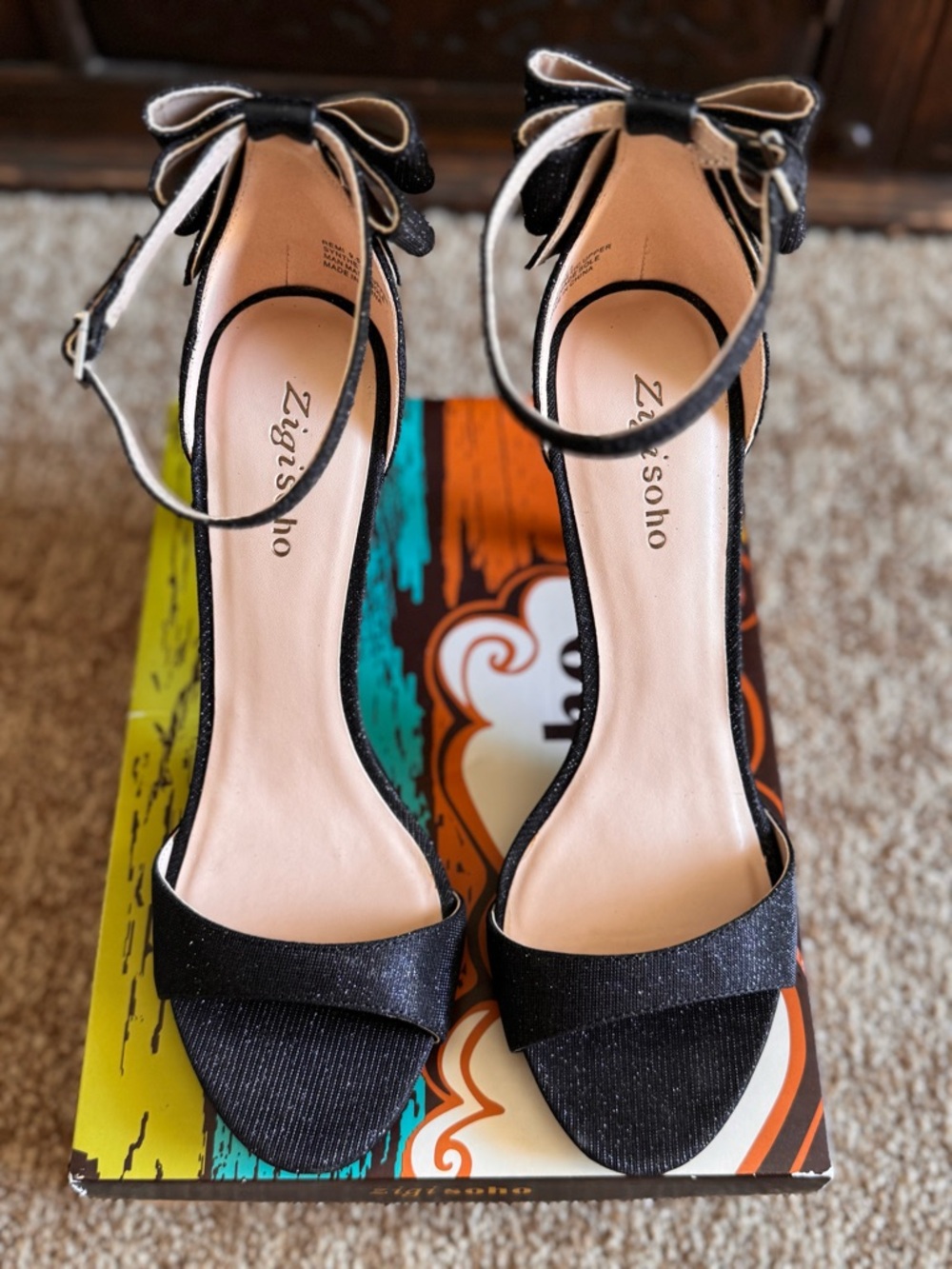 Zigi Soho Remi BKMSH Black Sparkle Bow Heels - Size 9.5 - EUC